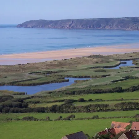 Des Ajoncs - La Hague Beaumont-Hague