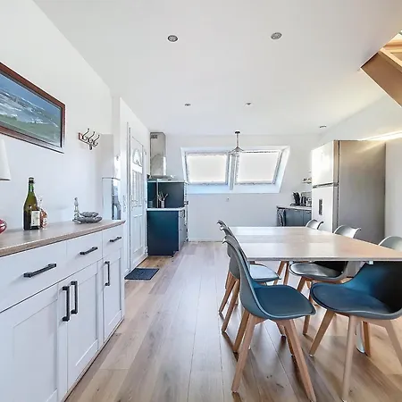 Des Ajoncs - La Hague 펜션 Beaumont-Hague