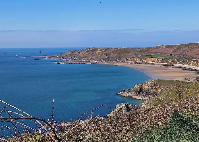 Des Ajoncs - La Hague Beaumont-Hague