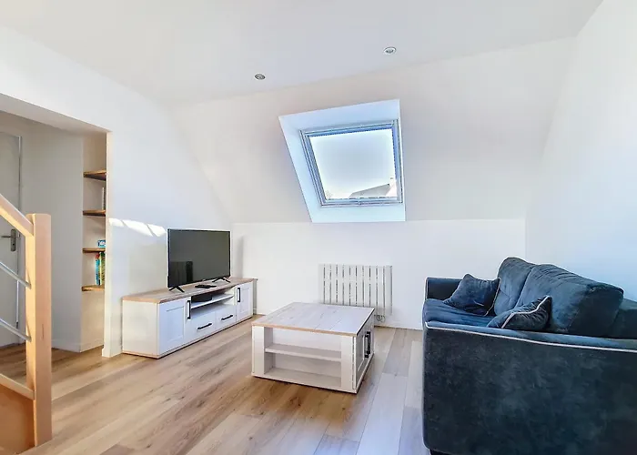 Holiday home Des Ajoncs - La Hague *